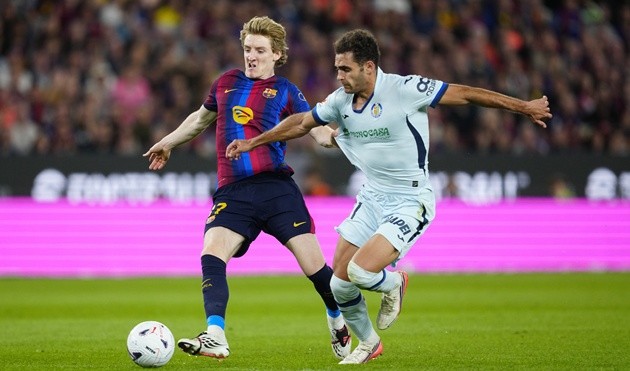 Gordon đang hòa nhập nhanh ở Barca. (Ảnh: EPA Images)