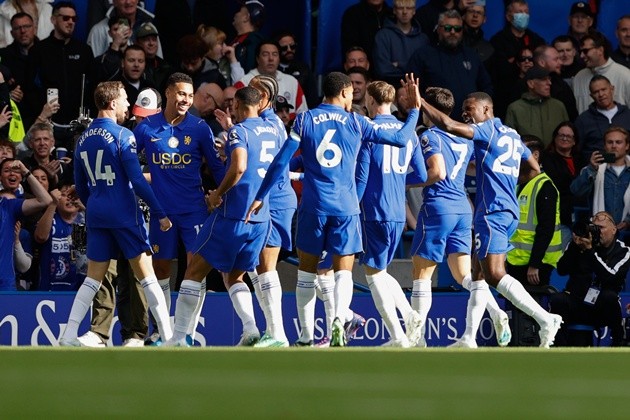 Hàng công Chelsea chơi hiệu quả. Ảnh: EPA.