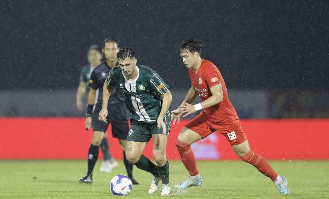 Cơ hội vô địch V-League vẫn thuộc về những ông lớn như Công an Hà Nội. Ảnh: VPF