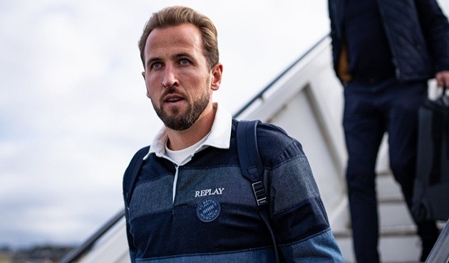 Kane và toàn đội đã đến Na Uy. (Ảnh: X Bayern)