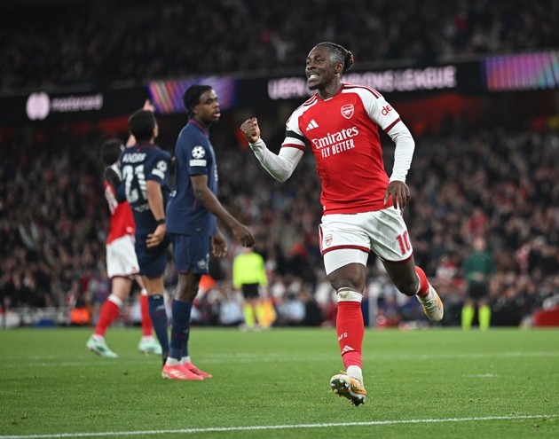 Những thay đổi trong hiệp hai giúp Arsenal đánh bại Lille. Ảnh: EPA/DANIEL HAMBURY