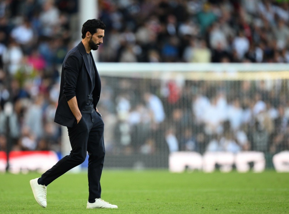 Fulham cân nhắc phương án thay thế HLV Arbeloa. Ảnh: EPA.