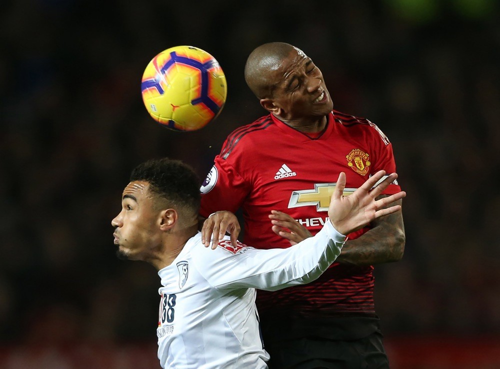Ashley Young khi còn chơi cho MU. Ảnh: EPA.