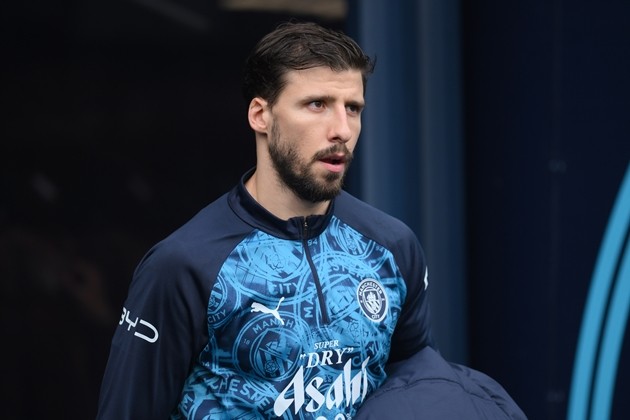 Ruben Dias lên tiếng về các cáo buộc hướng vào Manchester City. Ảnh: EPA/GARY OAKLEY