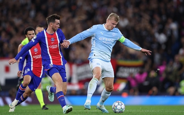 Những nỗ lực của Erling Haaland không đủ giúp Manchester City thoát thua.