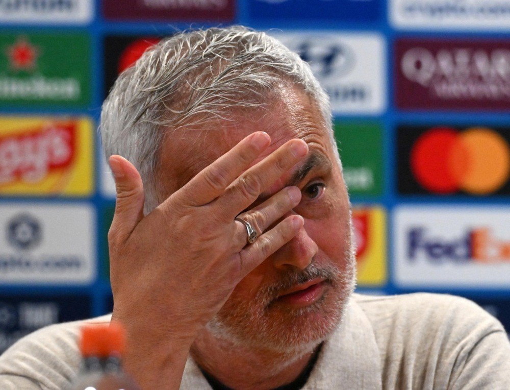  Mourinho đã bất bình với cách làm việc của La Liga. Ảnh: EPA.