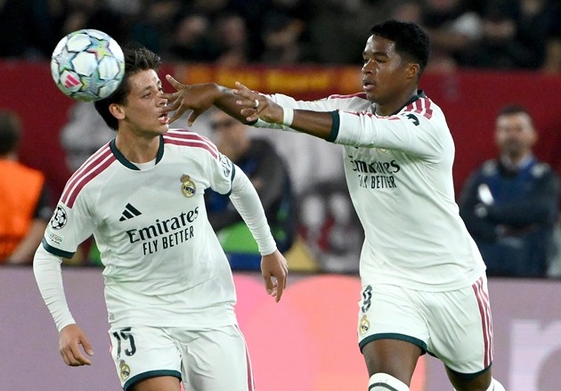 Real Madrid ngược dòng thành công đánh bại AS Roma. Ảnh: EPA/ETTORE FERRARI