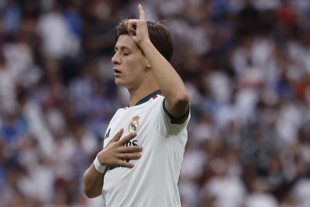 Arda Guler được cho sắp đạt thỏa thuận gia hạn với Real Madrid. Ảnh: EPA/Sergio Perez.