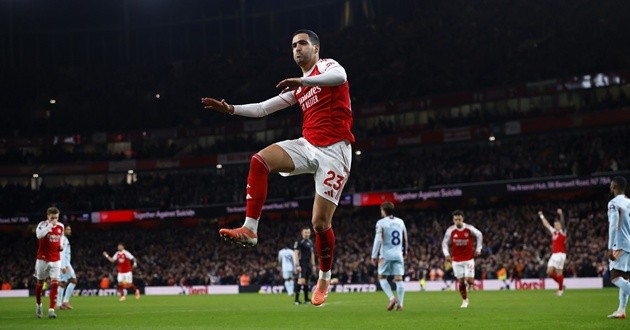 Merino nhớ lại khoảnh khắc giúp Arsenal vô địch Ngoại hạng Anh. (Ảnh: EPA Images)