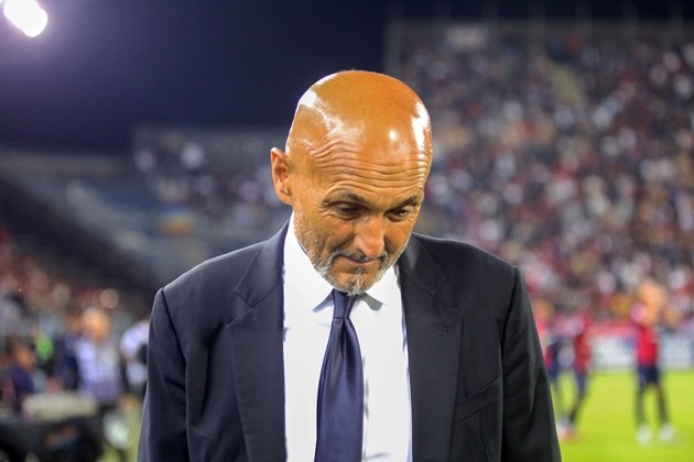 Luciano Spalletti không vui dù Juventus thắng trận. Ảnh: EPA/FABIO MURRU
