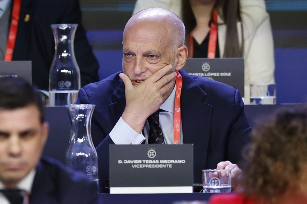 Tebas và Real Madrid tiếp tục căng thẳng. Ảnh: EPA.