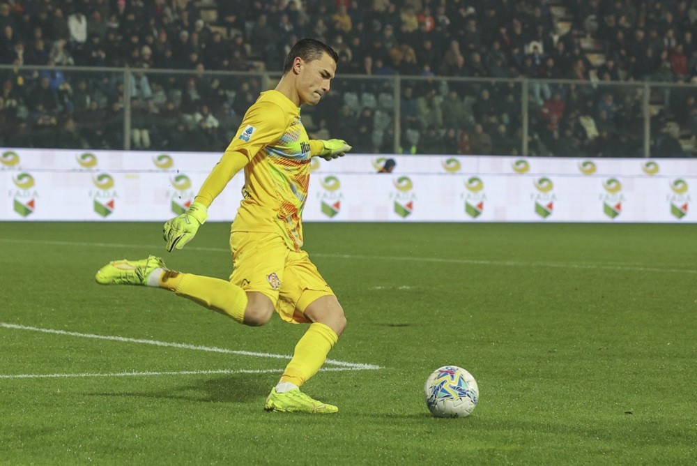 Audero từng khoác áo cả Inter lẫn Juventus. Ảnh: EPA IMAGES. 
