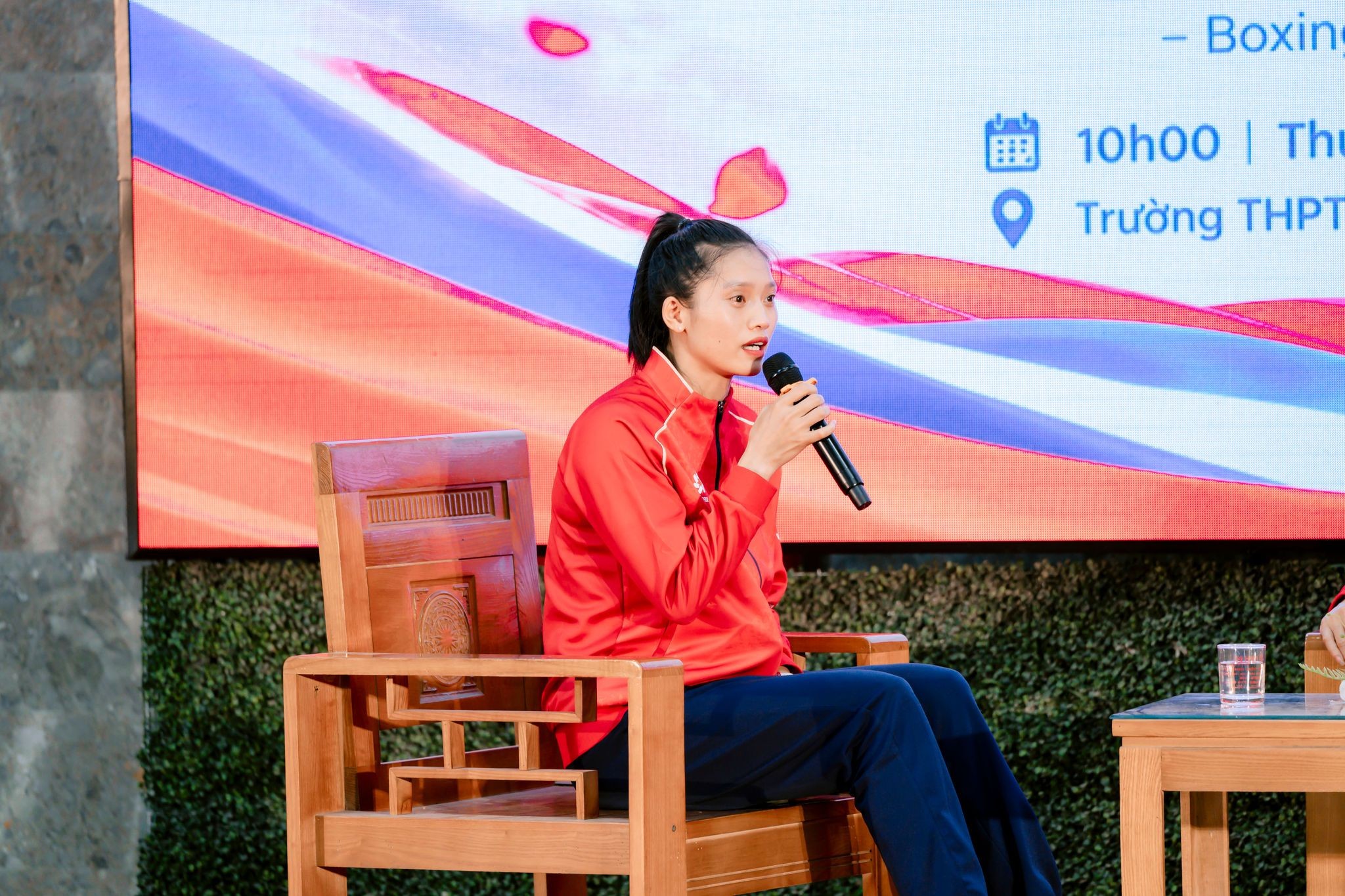 ivs01609.jpg