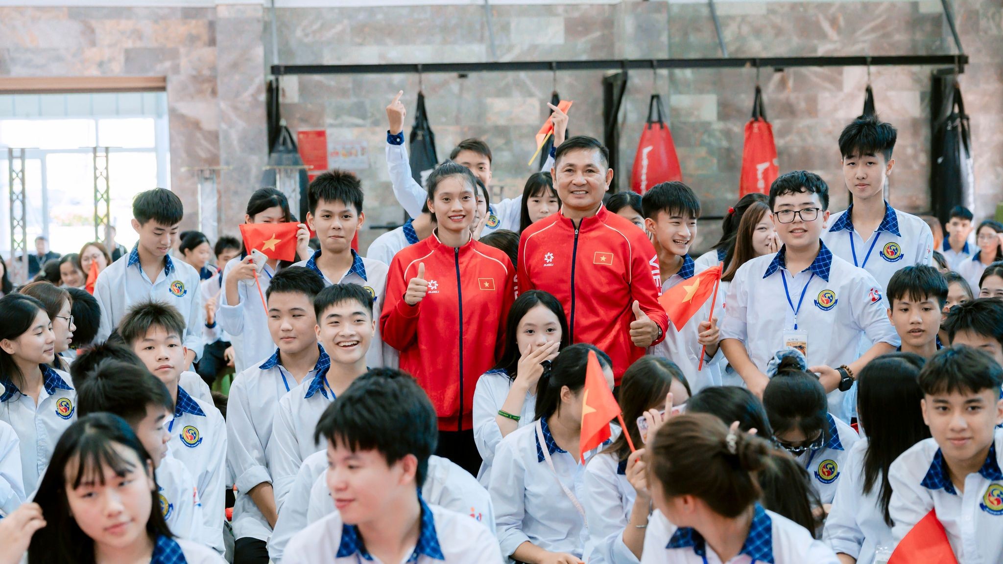 nguyen-thi-tam-truyen-lua-hoc-sinh-ivs-1.jpg