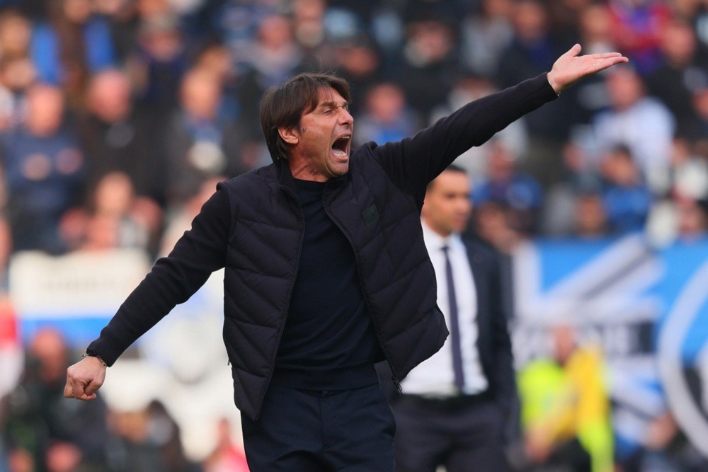 Conte là HLV đầy cá tính. Ảnh: EPA.