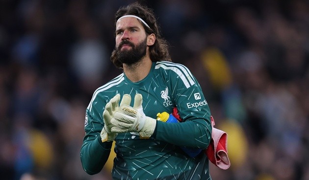 Nếu Alisson lùi về sau, Liverpool có thể mong chờ vào