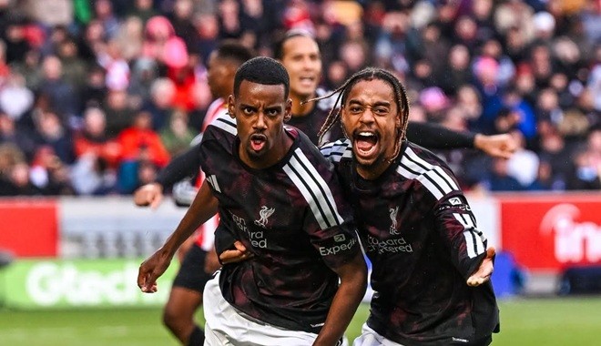 Isak đang có phong độ cao. Ảnh: Liverpool.