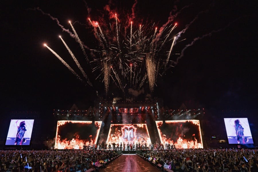 Hoả Tâm tại concert đầu tiên của Anh trai vượt ngàn chông gai 2026