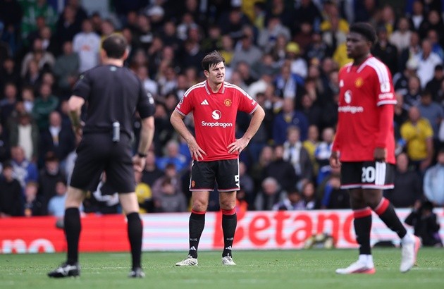 Maguire được kỳ vọng dẫn dắt hàng thủ Man Utd đấu Como. Ảnh: EPA