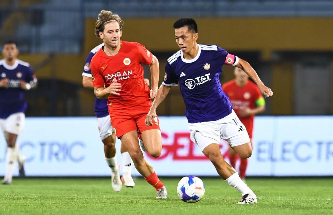 Văn Quyết thừa nhận Hà Nội FC gặp áp lực lớn. Ảnh: Facebook Hà Nội FC