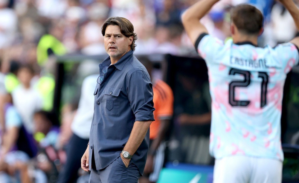 Pochettino từng lọt vào tầm ngắm Pháo thủ. Ảnh: EPA.