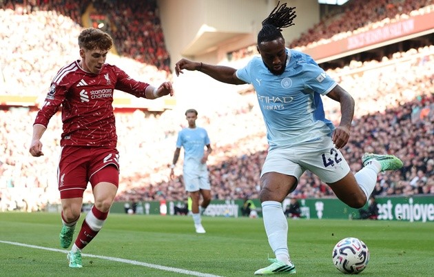 Semenyo chấn thương khiến Man City thiếu người thay Haaland. (Ảnh: EPA Images)