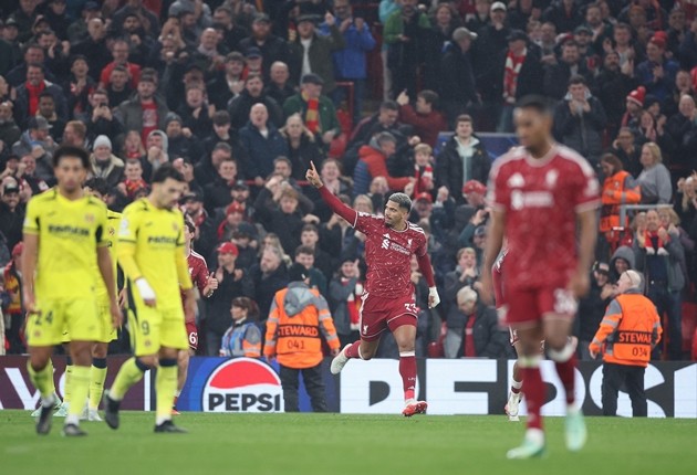 Villarreal đã mang đến nhiều khó khăn cho Liverpool. Ảnh: EPA/ADAM VAUGHAN