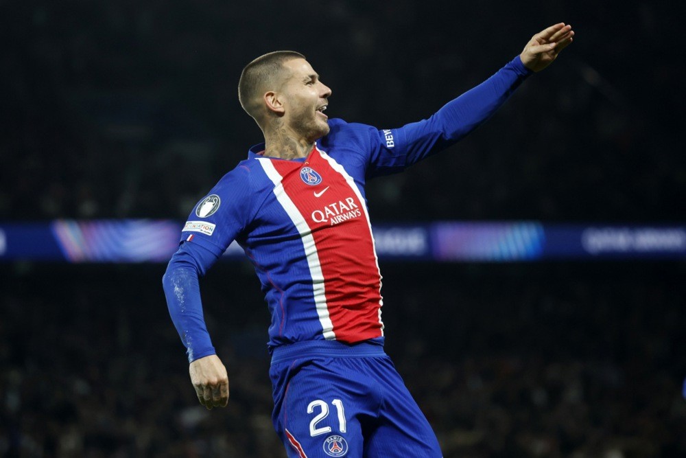 Hernandez tỏa sáng trước Barca. Ảnh: EPA IMAGES. 