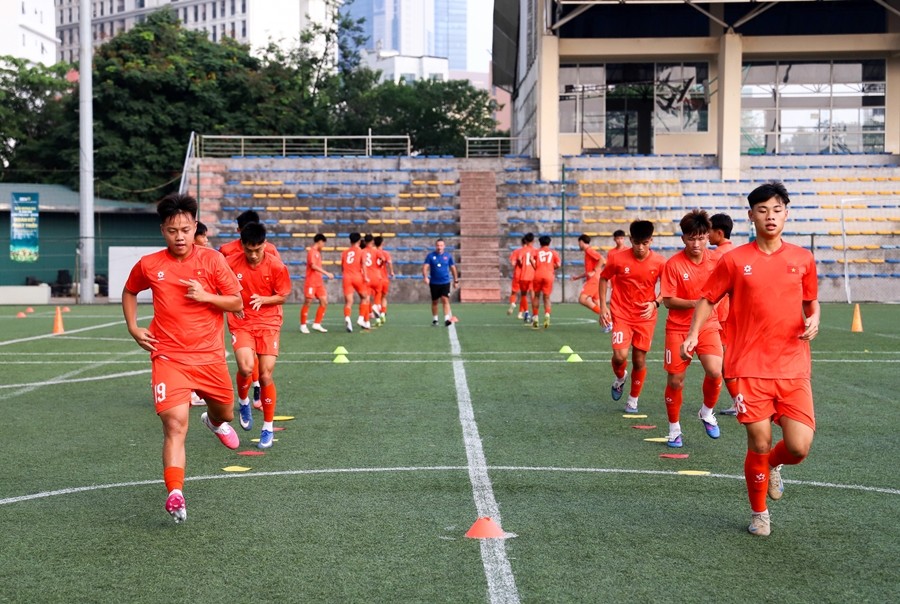 U15 Việt Nam tích cực tập luyện chuẩn bị cho FIFA U15 World Cup & Festival 2026. Ảnh: VFF.