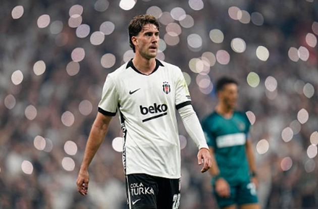 Dusan Vlahovic là niềm hy vọng số 1 của Besiktas trên hàng công. Ảnh: Yagiz Gurtug/PS Images/MB Media/Getty Images