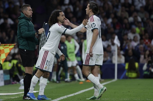 Marc Cucurella (70') - 6.4: Bổ sung chất thép và gia cố sự an toàn cho cánh trái sau khi thay thế Carreras. (Ảnh: EPA Images)