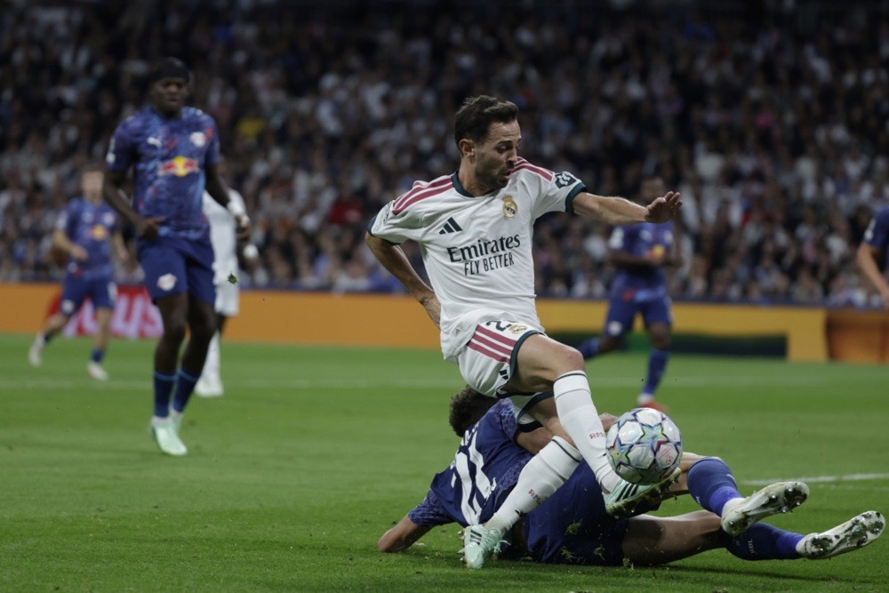Tầm quan trọng của Silva đã được Mourinho công nhận. Ảnh: EPA IMAGES. 
