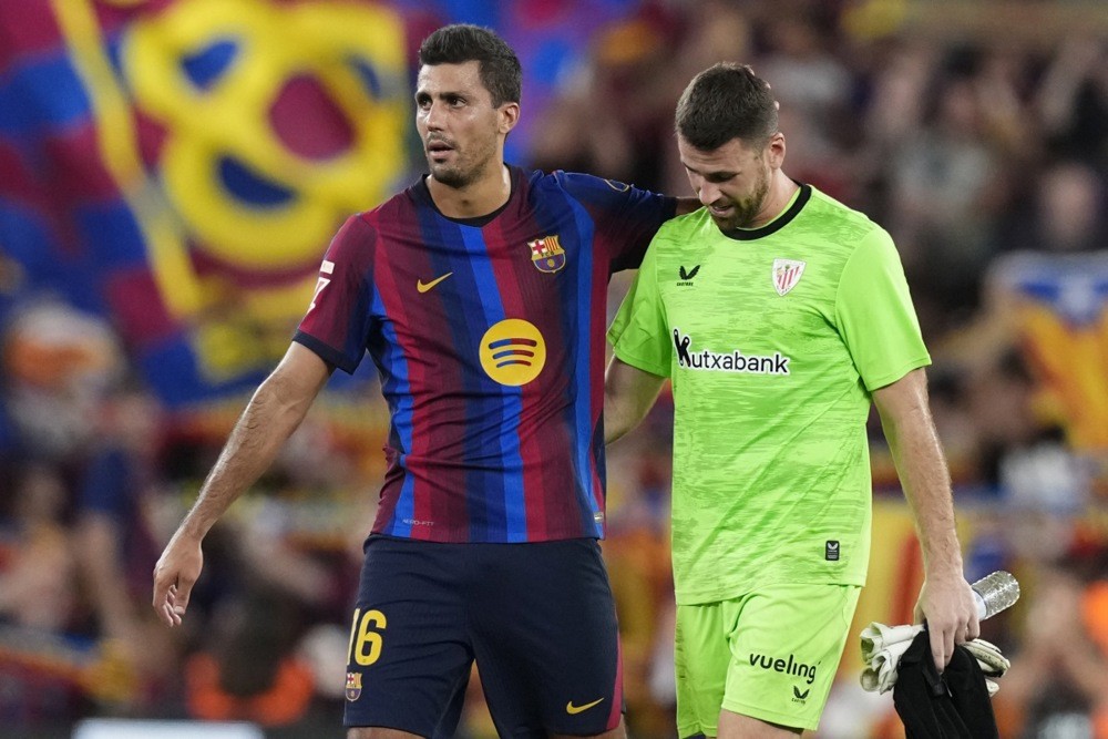 Rodri mang tố chất thủ lĩnh đến Barcelona. Ảnh: EPA IMAGES. 