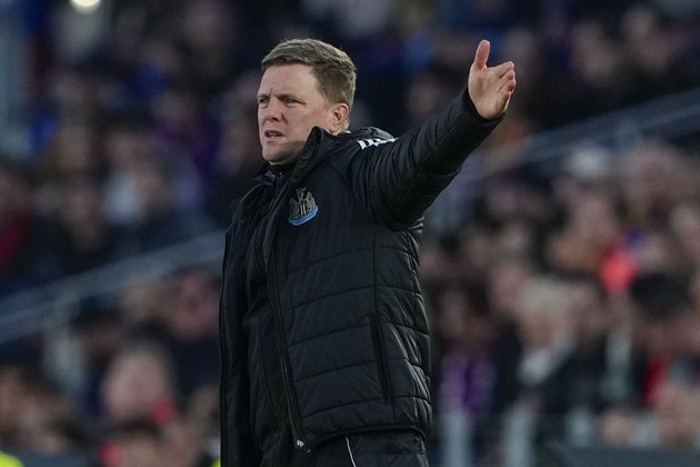 Eddie Howe có thể là giải pháp cho Manchester United. Ảnh: EPA/Alejandro Garcia