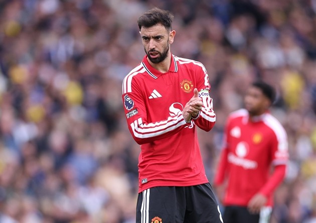 Bruno Fernandes khiến làng túc cầu chấn động vì những phát biểu chất vấn chiến thuật của Michael Carrick. Ảnh: EPA