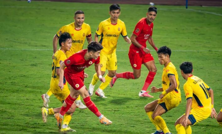 Đình Bắc nổi bật ở trận đấu với Thanh Hoá. Ảnh: FB của CLB Công an Hà Nội.