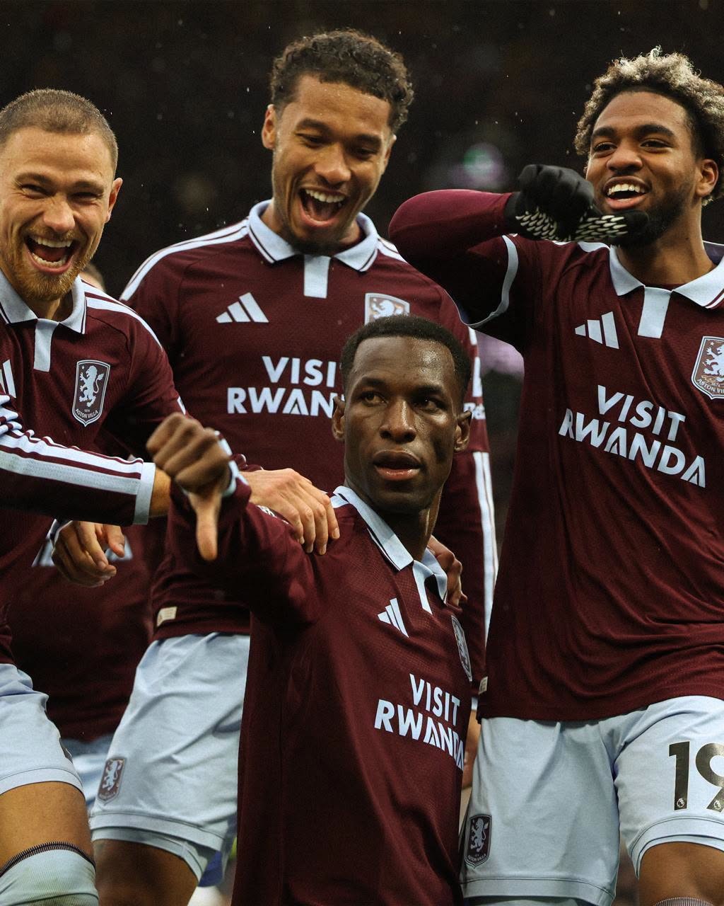 Jackson cũng có nhiều đòng góp vào lối chơi chung. Ảnh: Aston Villa.