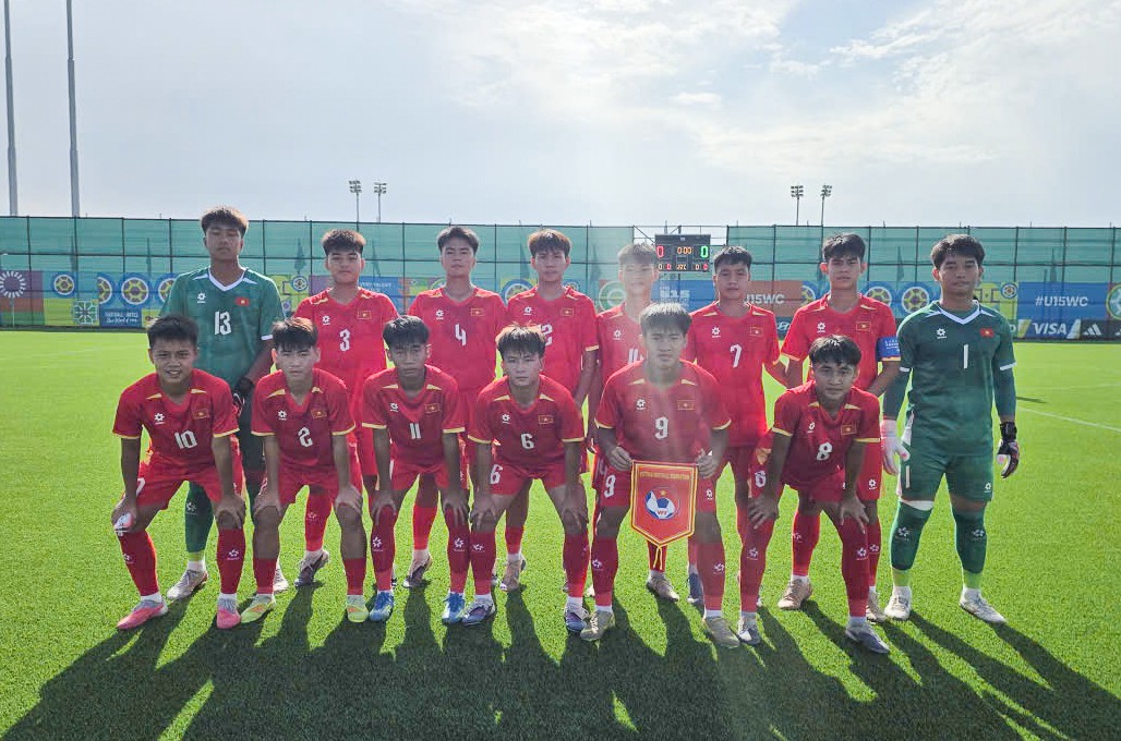 U15 Việt Nam để thua đáng tiếc trước U15 Iran. Ảnh: EPA.