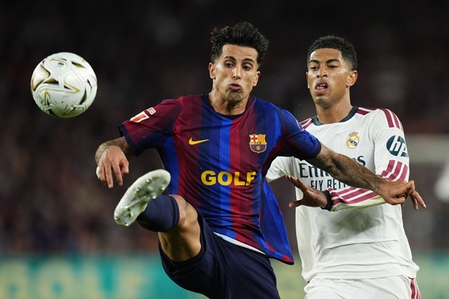 Siêu máy tính dự đoán Barcelona vẫn có cơ hội vô địch La Liga tốt hơn. Ảnh: EPA