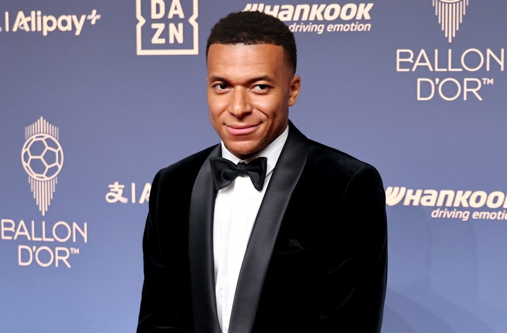Mbappe xếp thứ 2 trong cuộc đua giành danh hiệu QBV. Ảnh: EPA.