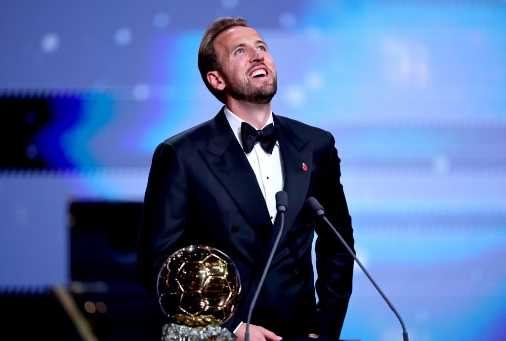 Harry Kane vượt qua Mbappe và Yamal để giành lấy QBV. Ảnh: EPA.