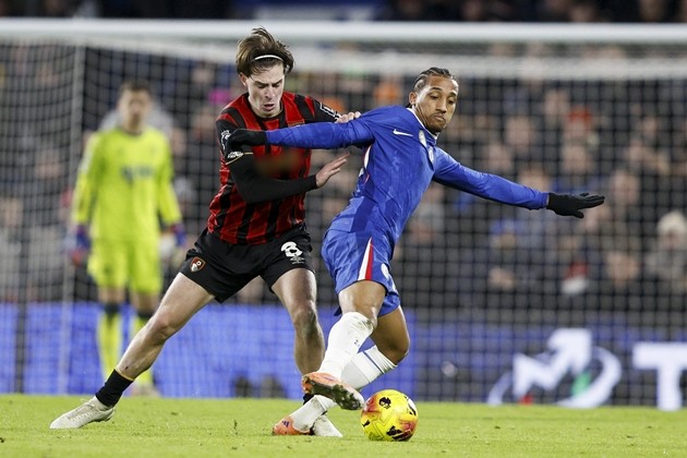 Alex Scott là 1 trong những ngôi sao mà Chelsea theo đuổi suốt thời gian qua. Ảnh: EPA