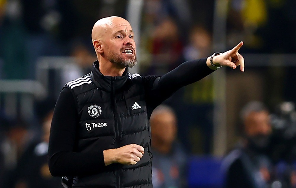 Erik ten Hag đề cao triết lý bóng đá tấn công tại Man Utd. Ảnh: EPA/Tolga Bozoglu.