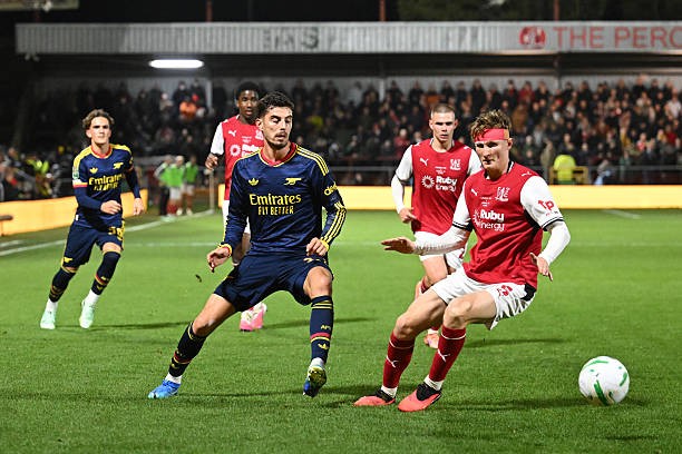  Kai Havertz – 5/10: Màn trình diễn thất vọng khi thường xuyên giẫm chân với các tiền đạo, mờ nhạt dần theo thời gian dù Arsenal dứt điểm tới 26 lần. Ảnh củaStuart MacFarlane/Arsenal FC via Getty Images.
