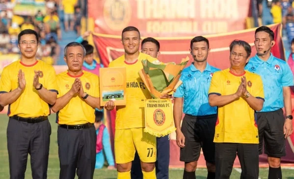 Thanh Hóa gặp khó khăn về tài chính. Ảnh: Fanpage CLB Thanh Hóa.