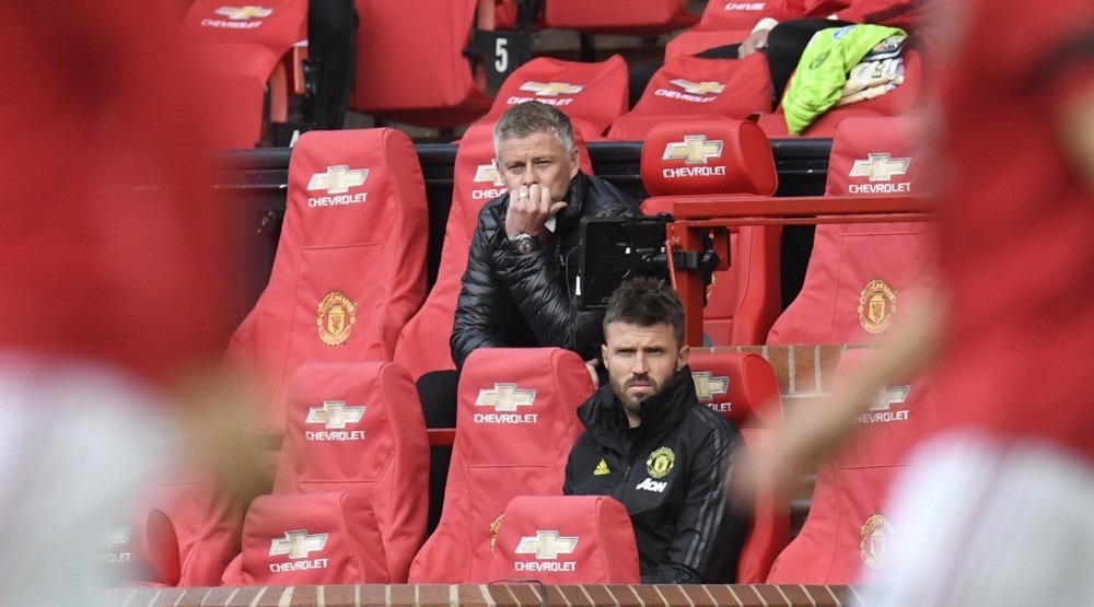  Carrick từng là trợ lý cho Ole ở MU. Ảnh: EPA.