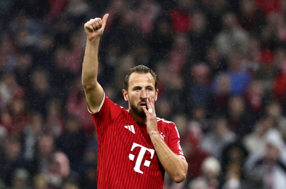 Kane giành Quả bóng vàng trong màu áo Bayern Munich. Ảnh: EPA.