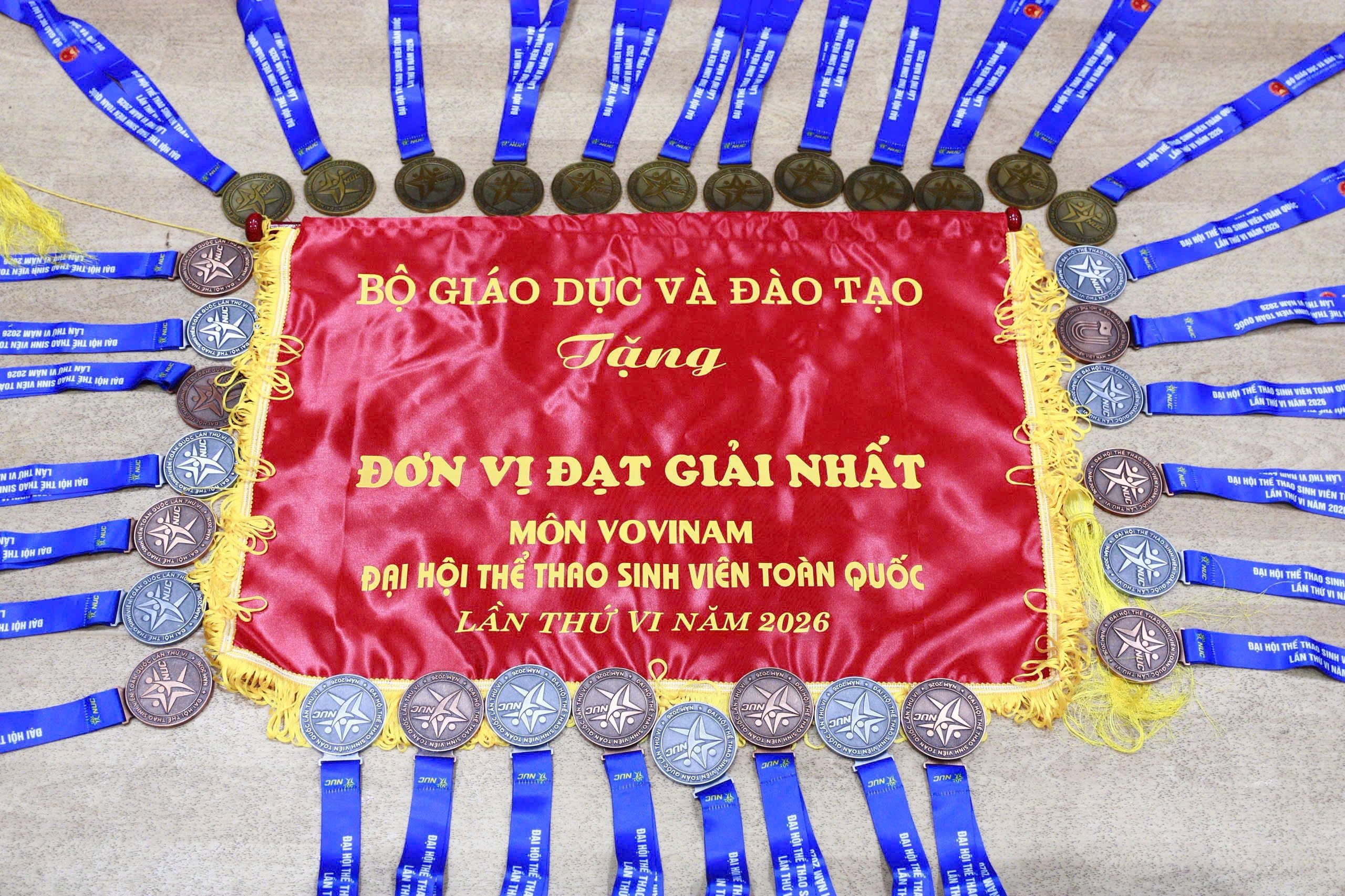 3ff9fa02-1ff9-4cd8-8cce-1736bfa2cea0.jpg
