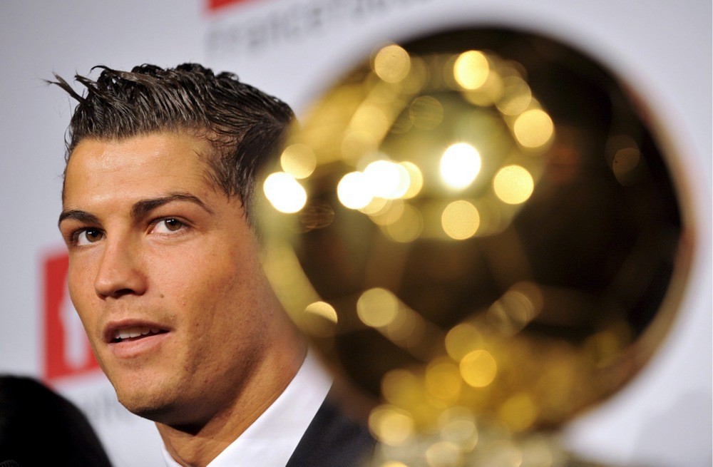 QBV năm 2008 của CR7 được NHM bình chọn là Quả bóng vàng vĩ đại nhất lịch sử. Ảnh: EPA Images.