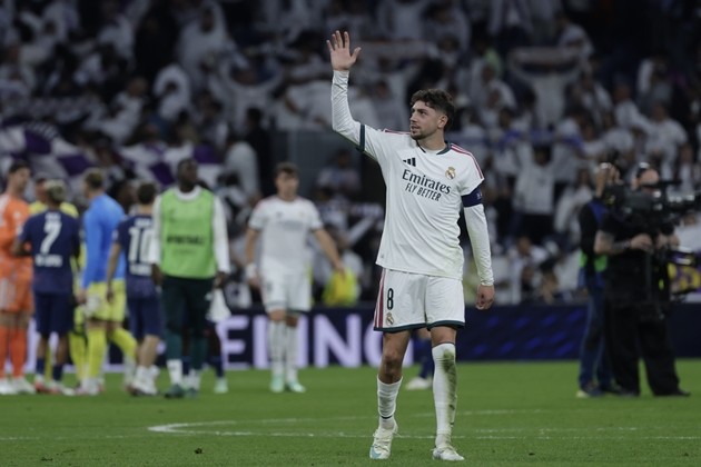 Chấn thương của Federico Valverde không quá nghiêm trọng. Ảnh: EPA/JUANJO MARTIN